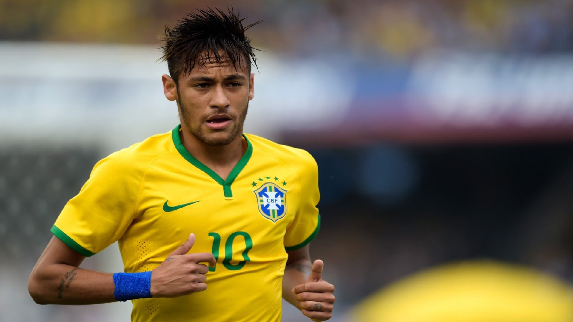 _引领潮流：运动员的时尚穿搭成为热点_，2021运动员穿的衣服是什么牌子